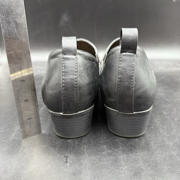 Torrid Womens Size 8.5 Black Low Cut Slip On Ankle Bootie Casual - Picture 4 of 7